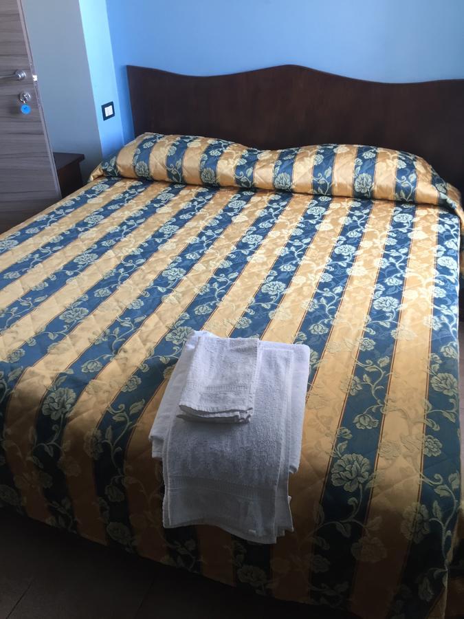 Hotel Il Castello Paola Kültér fotó