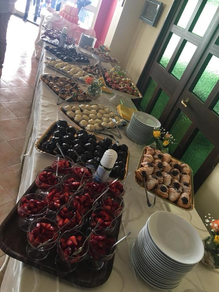 Hotel Il Castello Paola Kültér fotó